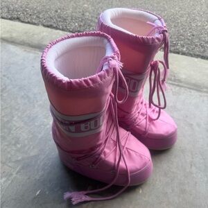 Pink moon boots